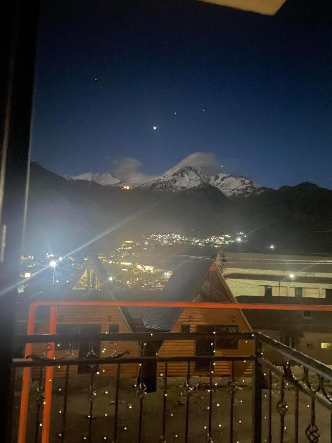 Hotel Iveria Kazbegi Eksteriør billede