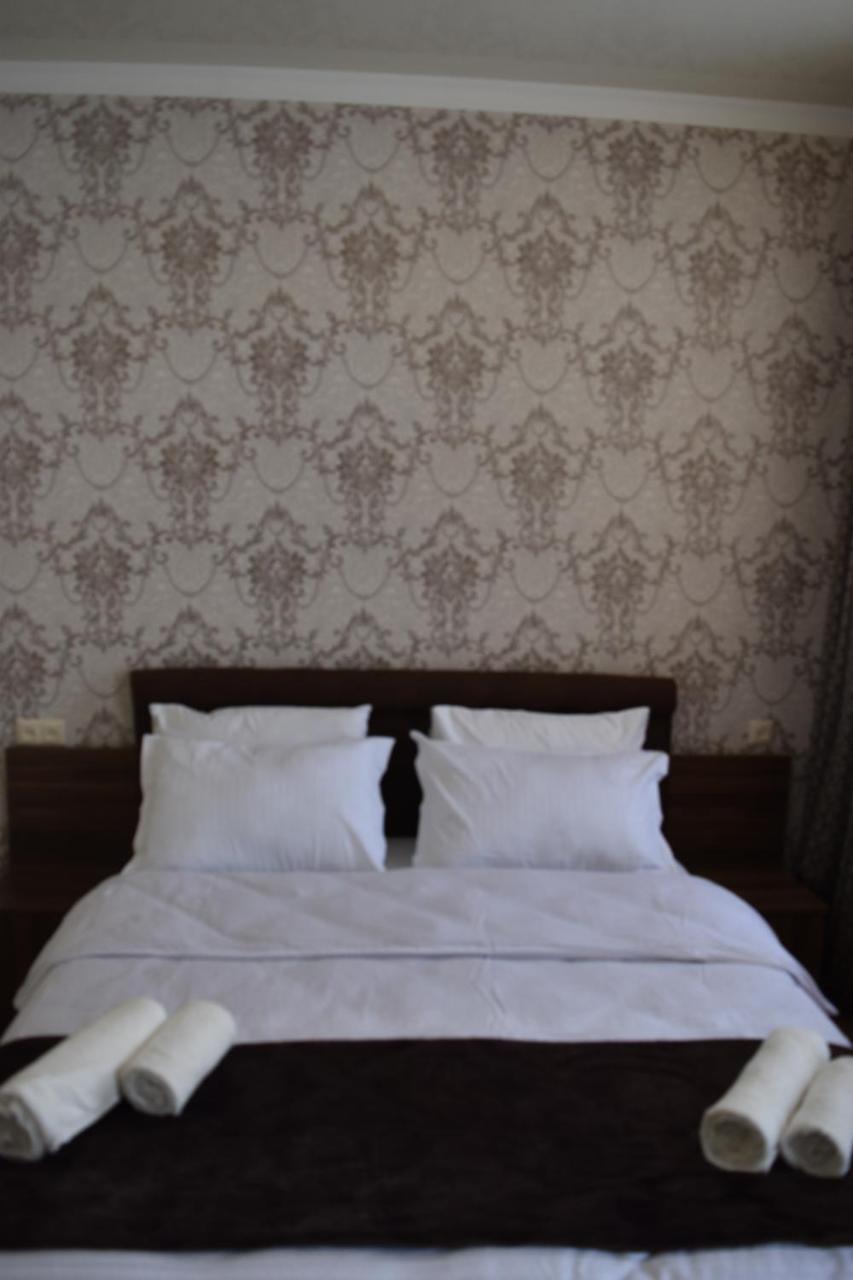 Hotel Iveria Kazbegi Eksteriør billede