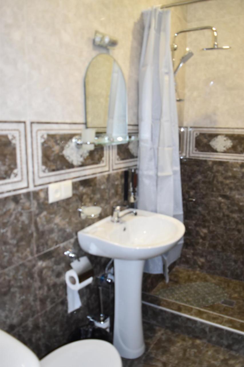 Hotel Iveria Kazbegi Eksteriør billede