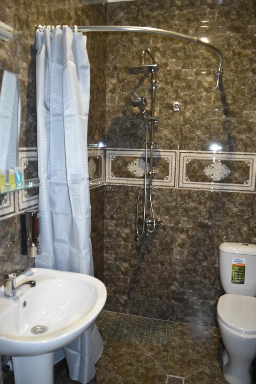 Hotel Iveria Kazbegi Eksteriør billede