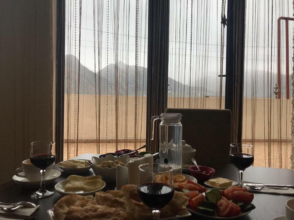 Hotel Iveria Kazbegi Eksteriør billede